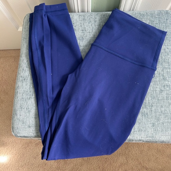 Lulu Lemon Blue Leggings - Picture 2 of 5